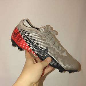 neymar cleats silver